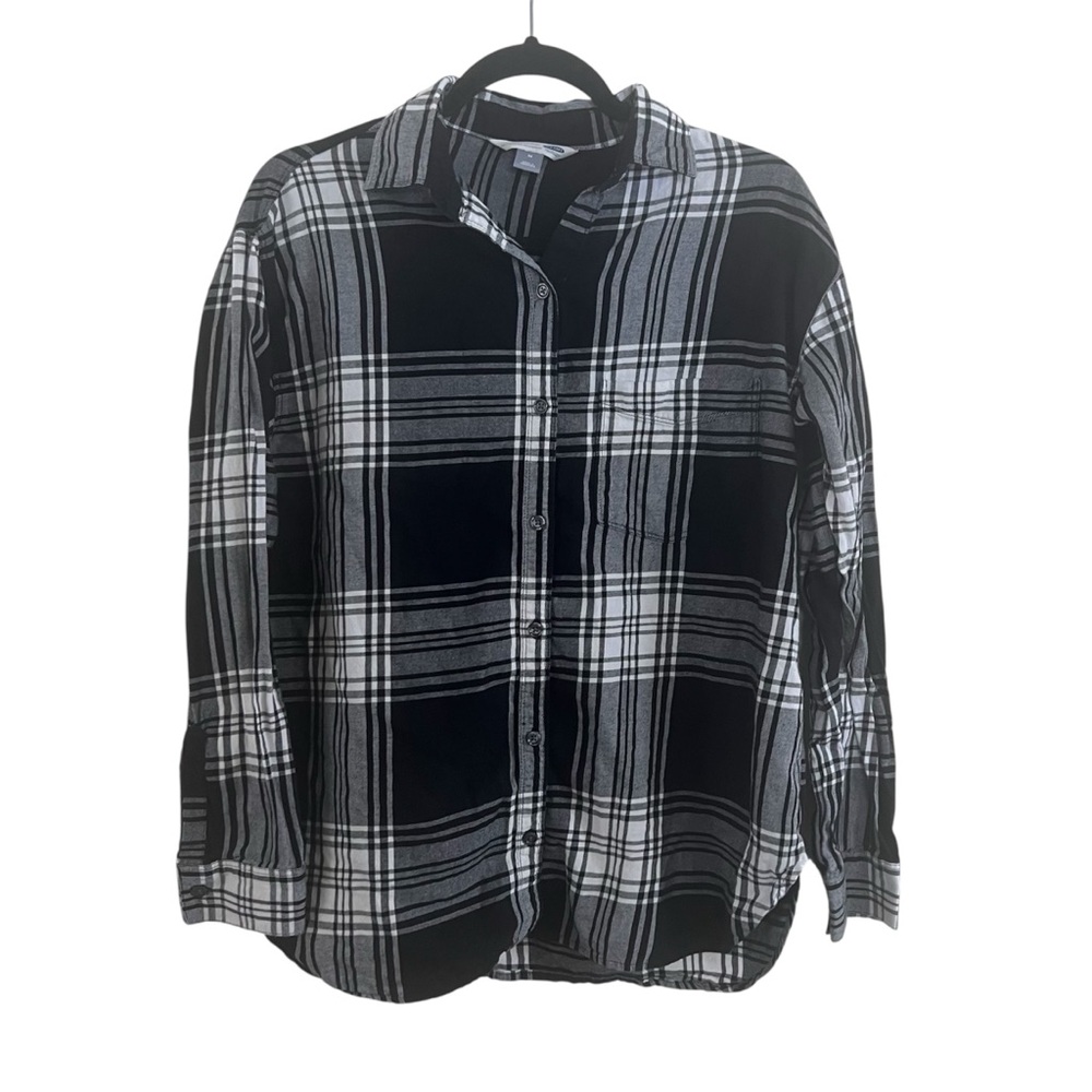 Old Navy Black And White Plaid Button Down Boyfriend Shirt Size Medium